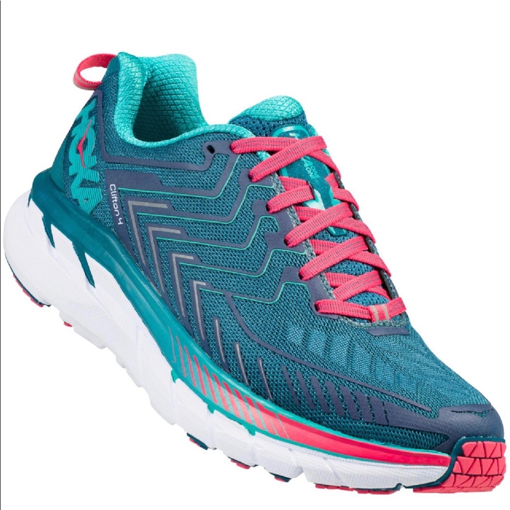 Hoka Clifton 4